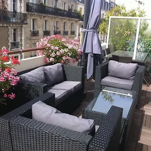 Couette-café D'amis ***